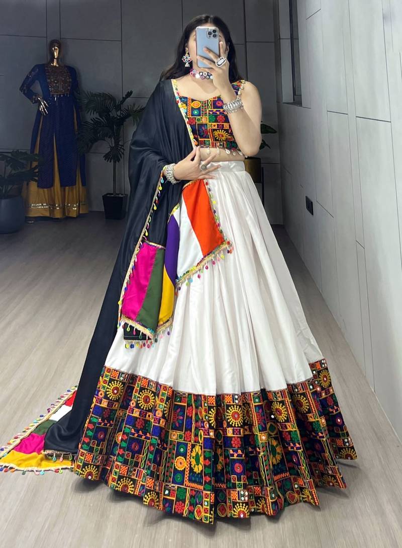 WHITE RAYON COTTON EMBROIDERY NAVRATRI CHANIYA CHOLI- full stitched free size