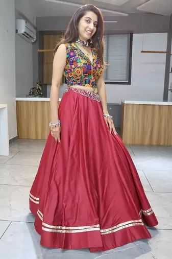 MAROON  RAYON COTTON EMBROIDERY  SEMI STICHED NAVRATRI CHANIYA CHOLI