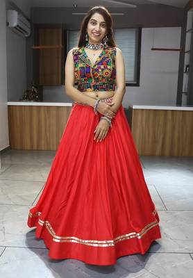 RANI PINK RAYON COTTON EMBROIDERY NAVRATRI CHANIYA CHOLI- full stitched free size 1