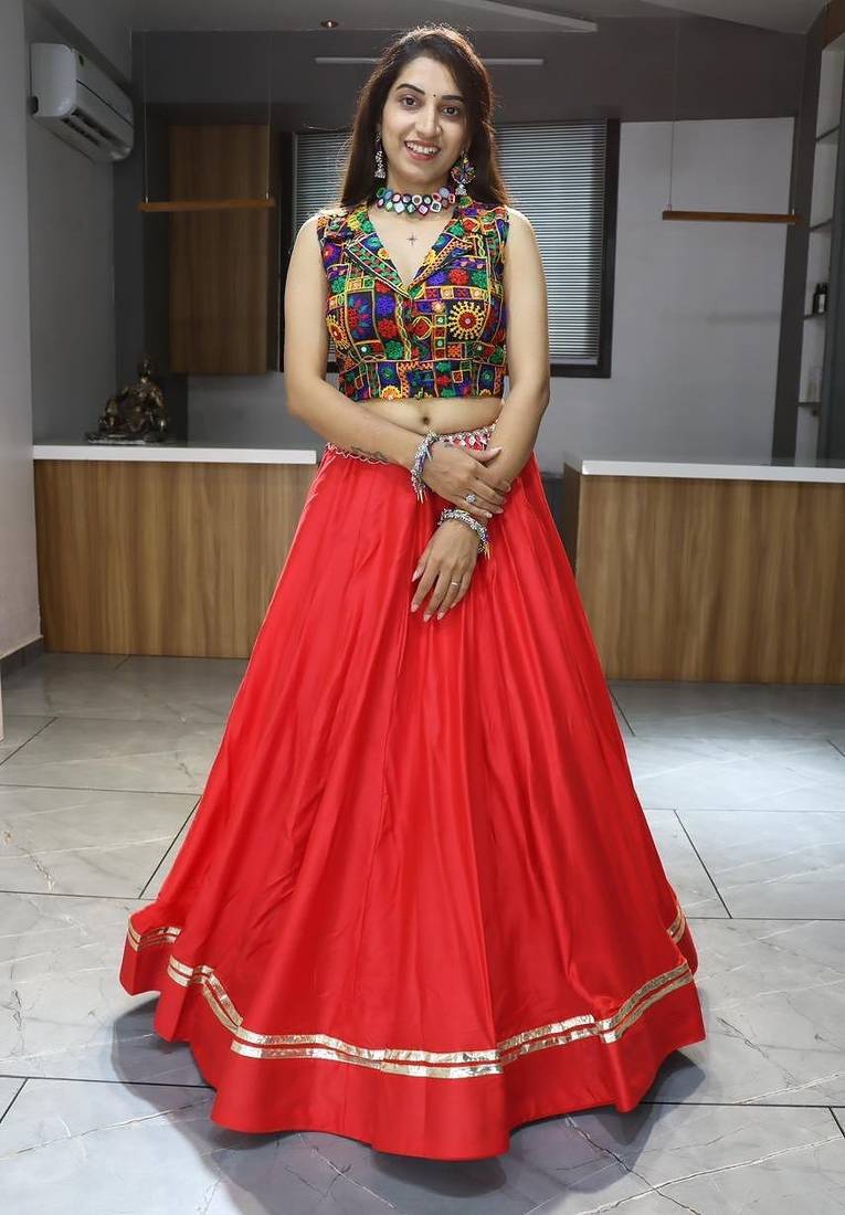RANI PINK RAYON COTTON EMBROIDERY NAVRATRI CHANIYA CHOLI- full stitched free size