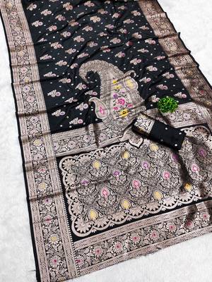 Black soft silk blend saree with zari weaving meenakari design 2