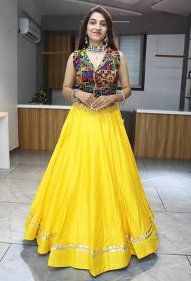 YELLOW RAYON COTTON EMBROIDERY NAVRATRI CHANIYA CHOLI- full stitched free size 2