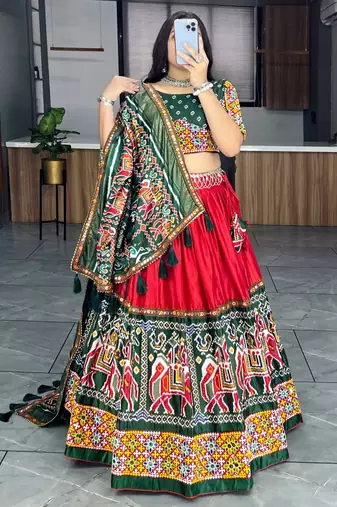 RED DHOLA SILK EMBROIDERY NAVRATRI CHANIYA CHOLI- full stitched free size
