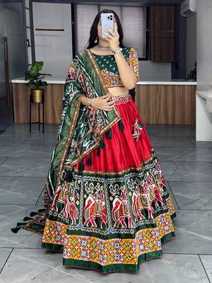 RED DHOLA SILK EMBROIDERY NAVRATRI CHANIYA CHOLI- full stitched free size 2
