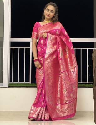 Pink soft silk blend saree with zari weaving meenakari design 1