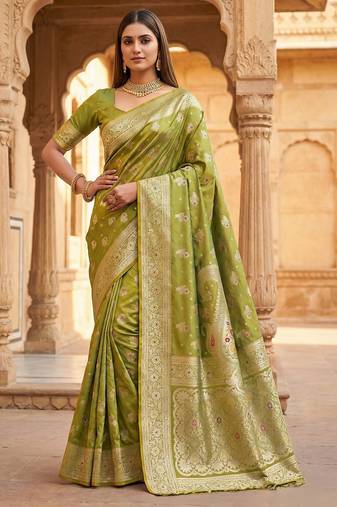 Green soft silk blend saree with zari weaving meenakari design