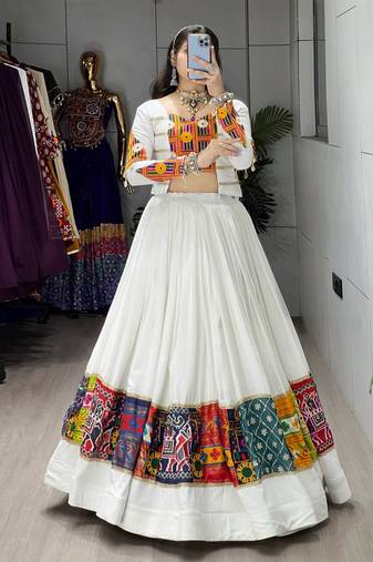 WHITE RAYON COTTON EMBROIDERY  SEMI STICHED NAVRATRI CHANIYA CHOLI