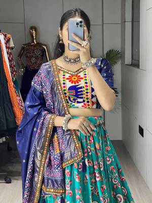 FIROZI SILK EMBROIDERY NAVRATRI CHANIYA CHOLI- full stitched free size 4