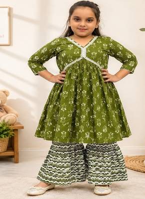 Green block anarkali set 1
