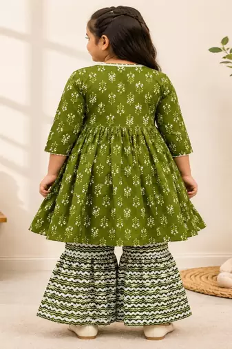 Green block anarkali set