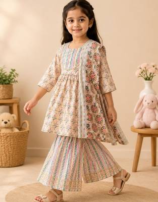 Beige block print anarkali set 3