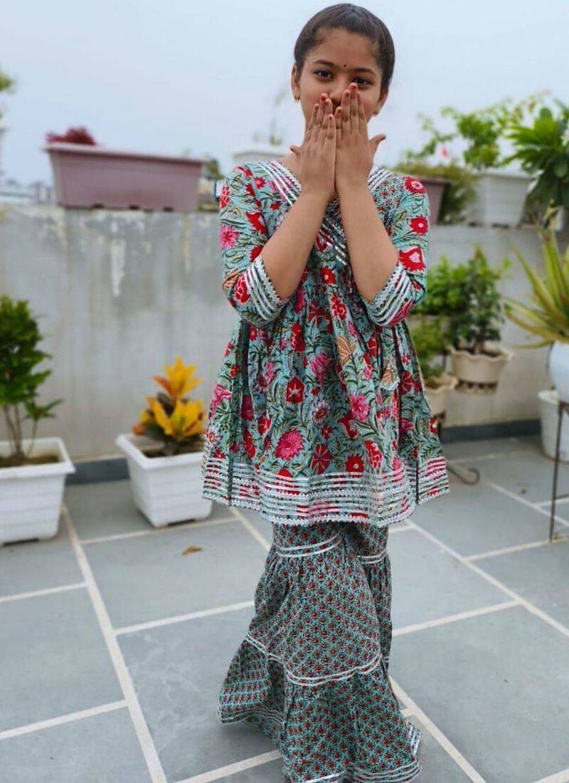 Red green floral anarkali set