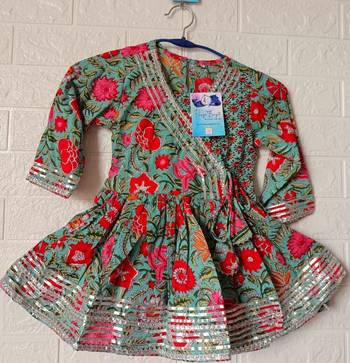 Red green floral anarkali set 3