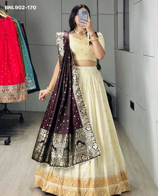 Off-White Silk Blend Woven Traditional Wedding Lehenga Choli Set 1
