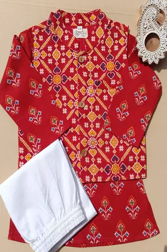 Red patola kurta set