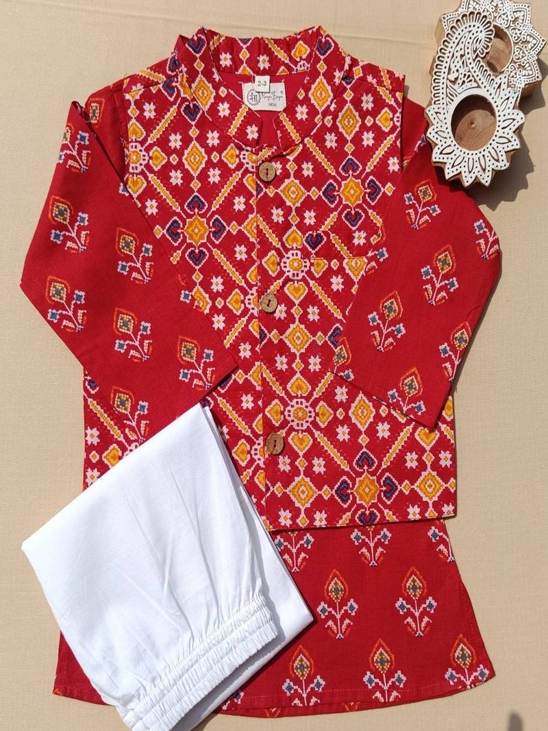 Red patola kurta set
