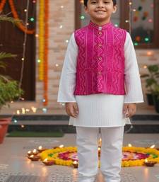Pink bandhej kurta set
