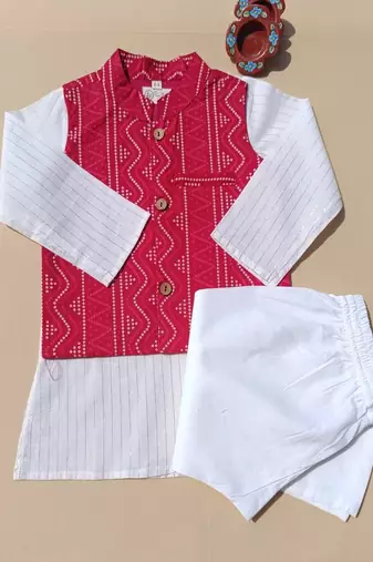 Red bandhej kurta set