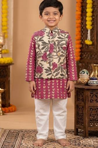 Printed kurta pajama set