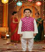 Wine jaal buta kurta set