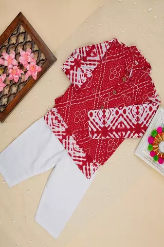 Red bandhej kurta set