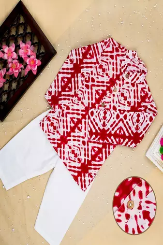 Red bandhej kurta set