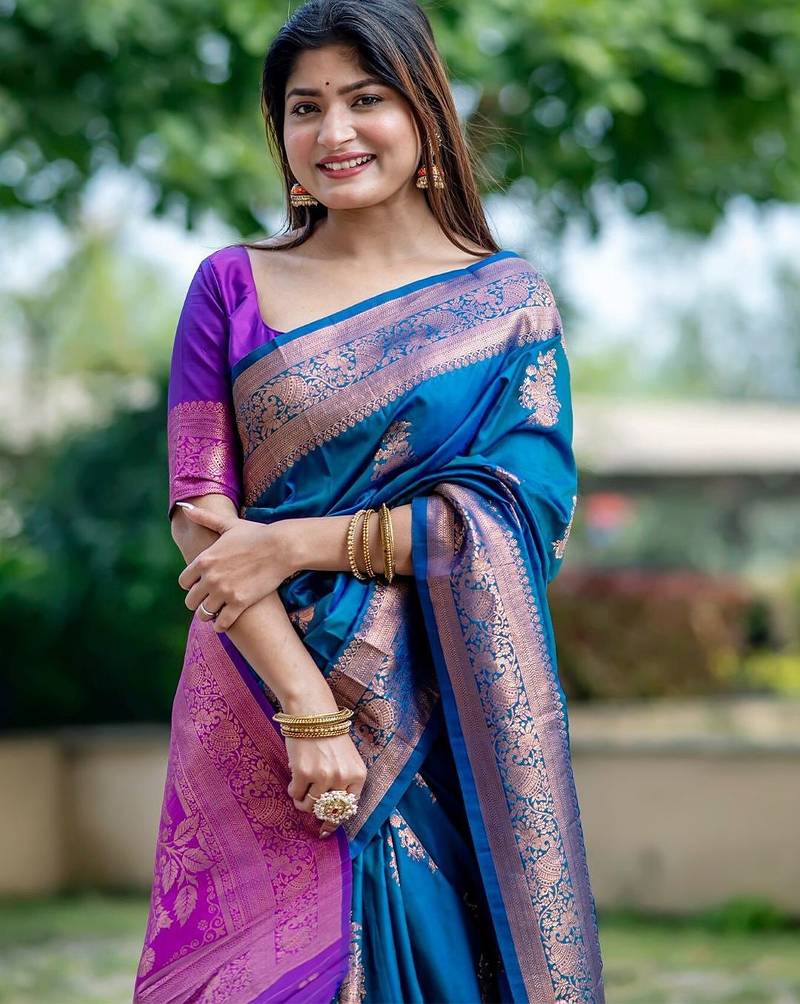 Floral Zari Banarasi Saree