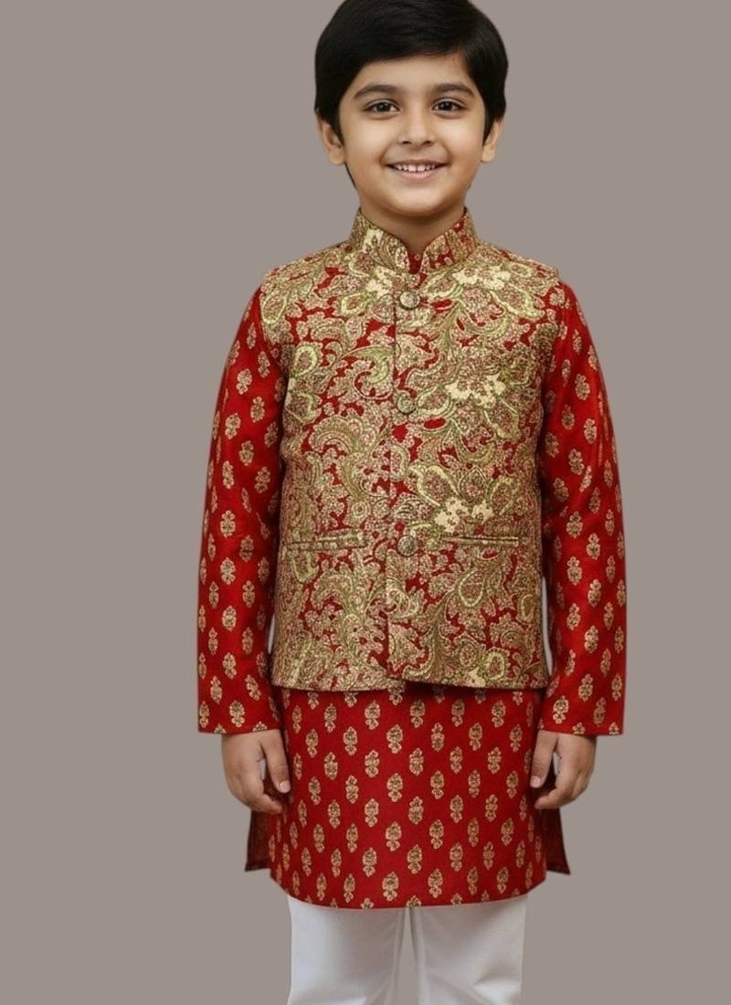 Red jaal buta kurta set