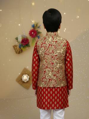 Red jaal buta kurta set 2