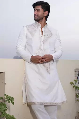 Ivory floral embroidered pure cotton kurta for men
