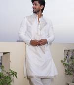 Ivory floral embroidered pure cotton kurta for men