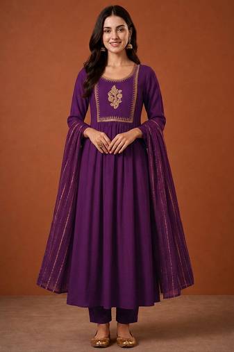 Embroidery Viscose Silk Fabric Flared Kurta Pant and Dupatta Set