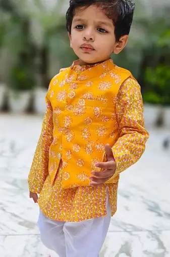 Yellow kurta pyjama set