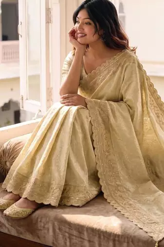 Gold kanjivaram silk blend embroidered saree with unstitched blouse