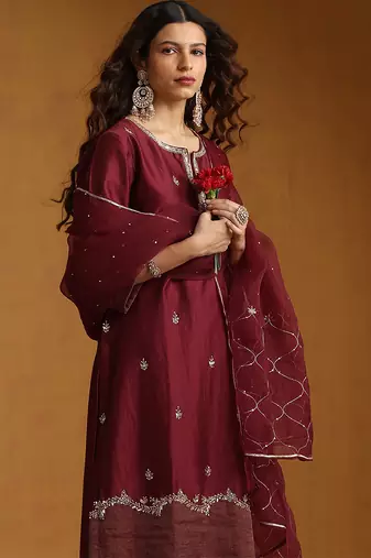 Maroon embroidered chanderi long kurti set