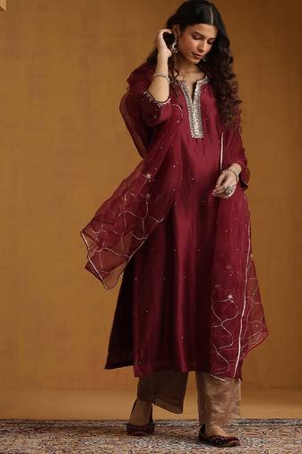 Maroon embroidered chanderi long kurti set