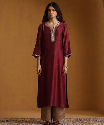 Maroon embroidered chanderi long kurti set 3