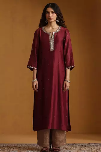 Maroon embroidered chanderi long kurti set
