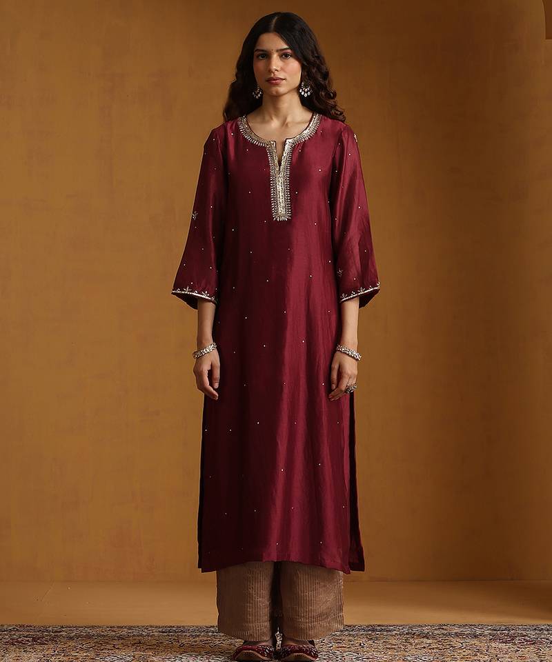 Maroon embroidered chanderi long kurti set