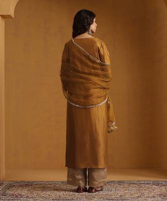 Antique gold embroidered chanderi long kurti set 4
