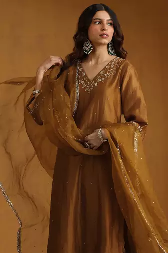Antique gold embroidered chanderi long kurti set
