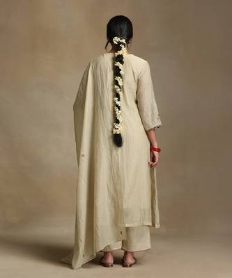 Off white embroidered chanderi long kurti set 2