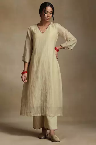 Off white embroidered chanderi long kurti set