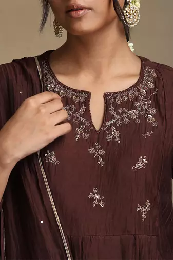 Coffee brown embroidered chanderi long kurti set