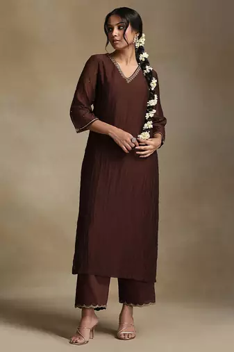 Chocolate brown embroidered chanderi long kurti set