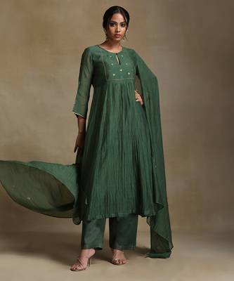 Bottle green embroidered chanderi long kurti set 1