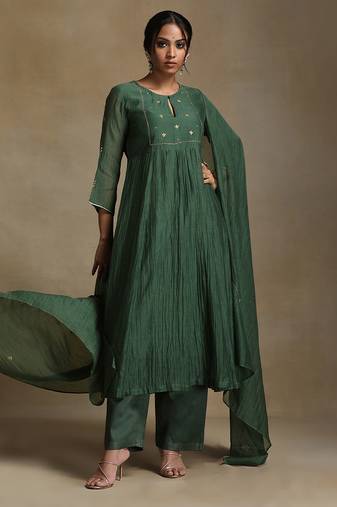 Bottle green embroidered chanderi long kurti set