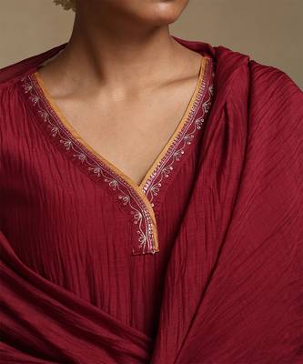 Maroon embroidered chanderi long kurti set 5