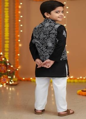 Black khadi kurta pyjama set 2