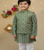 Henna green kurta set